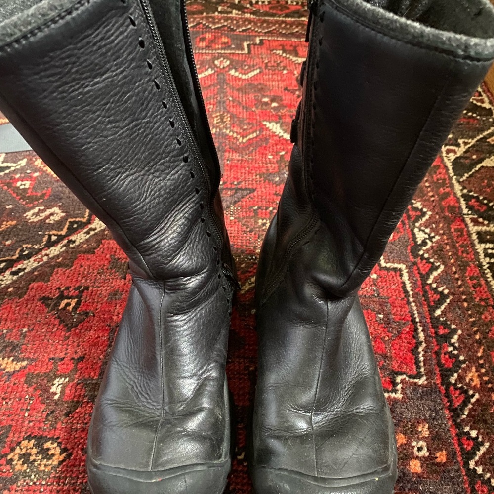 Keen boots
